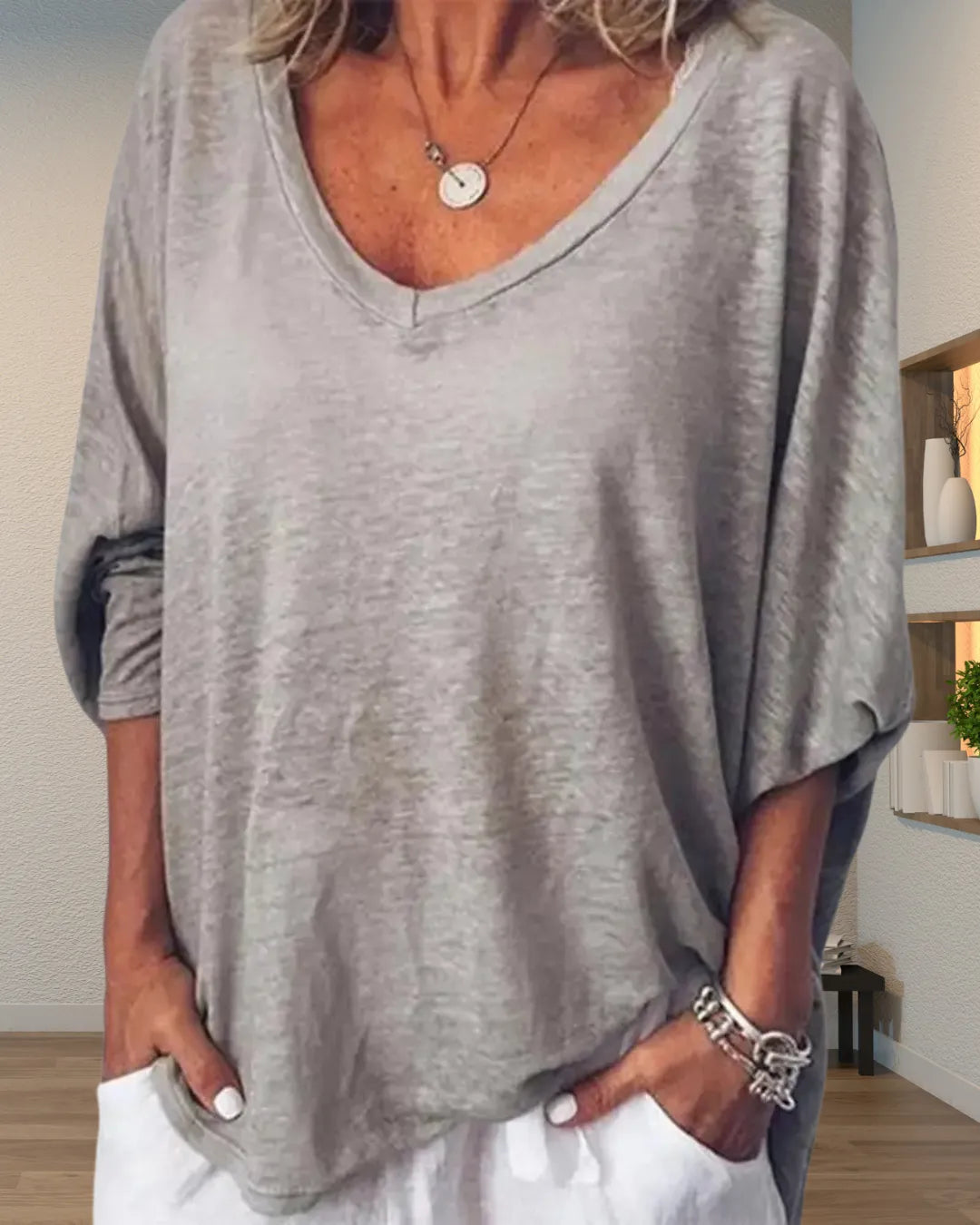 T-shirt ample col V manches 3/4 – léger & respirant