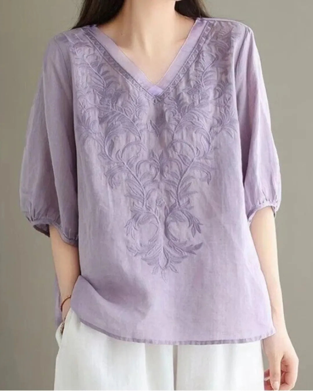 Blouse Brodée Col V en Lin Coton